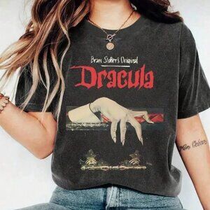 Comfort Colors Dracula Halloween Streetwear Graphic Tee Cute Spooky Season Top